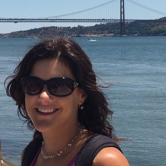 Meet your Posher, Rachel - Picture 1 of 1